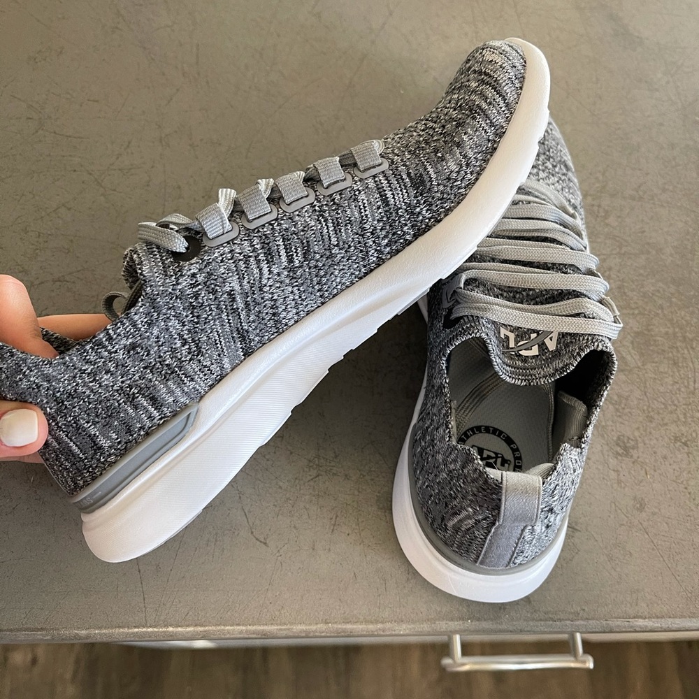 APL Techloom Shoes NWOT